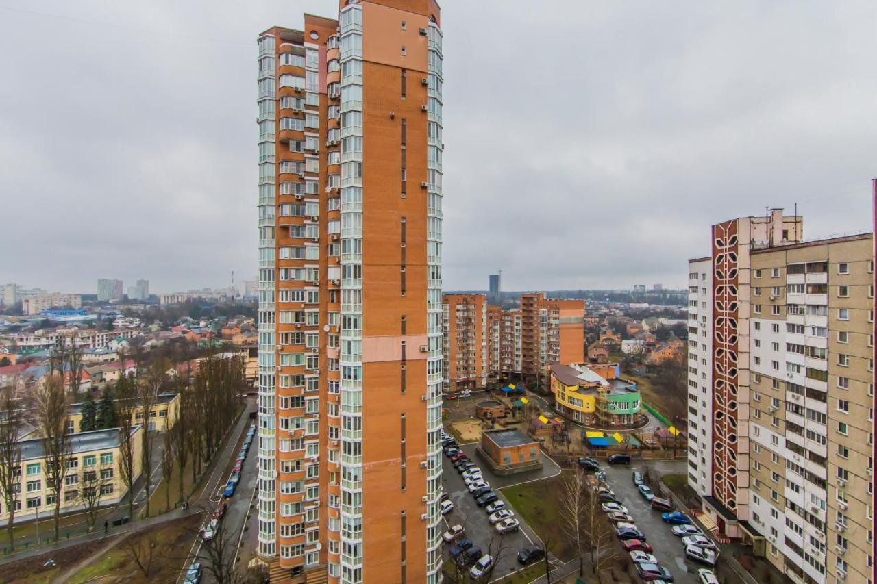 Уютная, Просторная Видовая Трехкомнатная Квартира Возле Метро Академгородок На 6 Мест Kiev Exterior foto